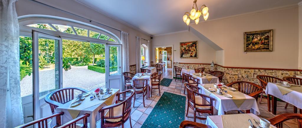 Landhotel Schwarzer Adler Suelzetal Eksteriør bilde